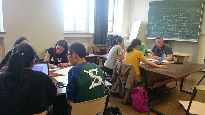 “青年领导者”学生海外实训 